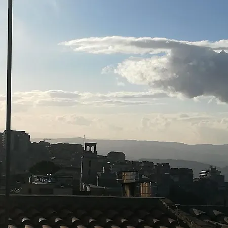 Cerere לינה וארוחת בוקר 4*