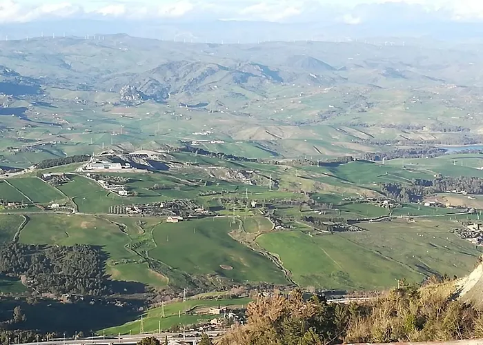 Cerere לינה וארוחת בוקר