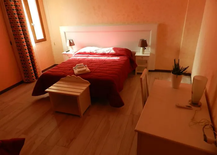 Alojamento de Acomodação e Pequeno-almoço Cerere 4*